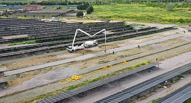 Şehrin yeni enerji kaynağı Karaman GES için son paneller kuruluyor 