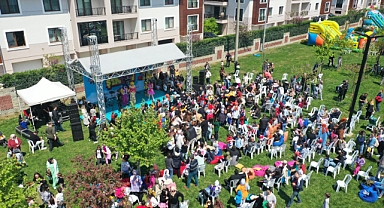 Serdivan Çocuk Şenliğine Yoğun İlgi 