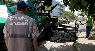 Söğütlü’de asfalt çalışmaları hız kazandı 