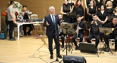 TÜRK SANAT MÜZİĞİ KONSERİ YOĞUN İLGİ GÖRDÜ 