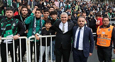 Yüce’den Sakaryaspor için şampiyonluk mesajı: “Şehrin sevdası adım adım Süper Lig’e” 