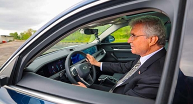 Yüce direksiyonda, Sakaryalılar yollarda: Türkiye'nin gururu TOGG'a tarihi karşılama 