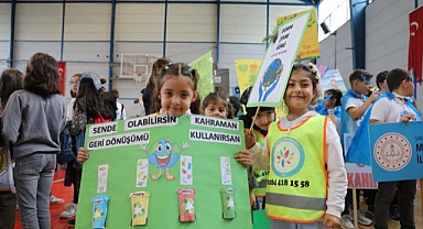 Akyazı’da çocuklar çevre bilincini eğlenerek öğrendi 