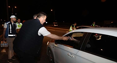 Bayram trafiğinde kalanların yardımına Başkan Soykan koştu 