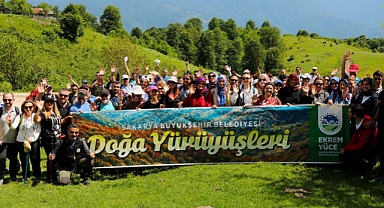 Doğaseverler Akyazı Yörükyeri’nde yürüdü 