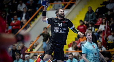 Hentbolda flaş transfer; Gol kralı Kanberoğlu Büyükşehir’de 