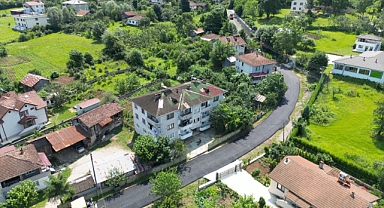 Akyazı’nın mahalleleri asfalt ile güzelleşiyor 