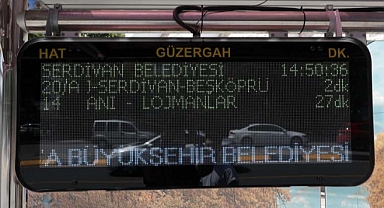 Büyükşehir’in akıllı duraklarıyla Sakarya’da yolculuk artık daha kolay 