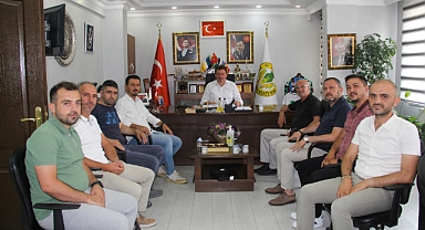 FERİZLİSPOR KULÜBÜ, YENİ SEZON ÖNCESİ BELEDİYE BAŞKANI İLE BİR ARAYA GELDİ 