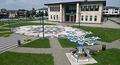 ‘İnternet Ağacı’ Akyazılıların beğenisini kazandı 