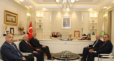 BABAOĞLU, VALİ KARADENİZ'İ MAKAMINDA AĞIRLADI 