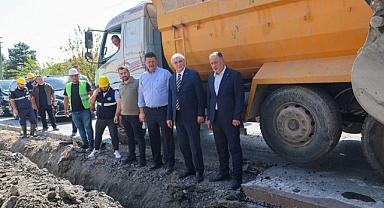 Başkan Yüce çalışmaları yerinde inceledi: “Akyazı’ya yeni bir eser daha kazandıracağız” 