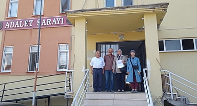 CHP TARAKLI İLÇE BAŞKANI CEMİLE KARABIYIKOĞLU MAZBATASINI ALDI 