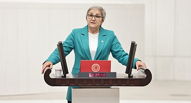 OKULLAR AÇILDI: ÇOCUKLAR YOKSULLUK VE EĞİTİMSİZLİK KISKACINDA 