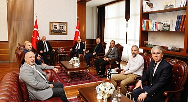 SASİAD’tan Vali Karadeniz’e hayırlı olsun ziyareti. 