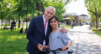 Yüce, ‘Çocuk gülerse dünya güler’ sözleriyle müjdelemişti; 