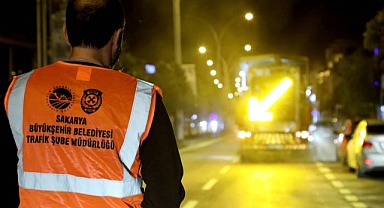 Büyükşehir’den Bosna Caddesi’ne estetik katan gece mesaisi 