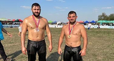 Büyükşehir pehlivanları Bulgaristan’dan başarıyla döndü 