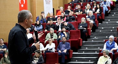 Ekim ekinlikleri ‘Dijital Çağda Anne-Baba Olmak’ söyleşisiyle sona erdi 