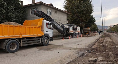 Kirişhane ve Cumhuriyet Caddelerinde altyapının ardından asfalt hazırlığı başladı 
