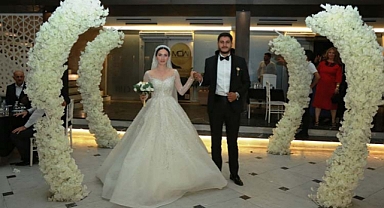 Kurt ve Odabaş Ailelerinin Mutlu Günü 