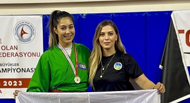 Büyükşehir’den bir kupada iki şampiyonluk 