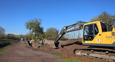 Büyükşehir Hendek’te altyapı çalışmalarını aralıksız şekilde sürdürüyor 