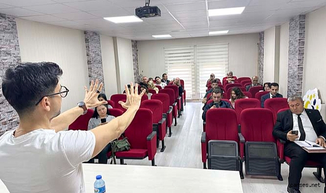 Kamu personellerine kritik an fotoğrafçılık eğitimi