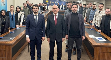 Rüstem Keleş Gençlerle Buluştu 