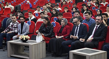 SAÜ’de “Kaymakamlık Mesleği : Deneyim Paylaşımı” söyleşisi düzenlendi. 