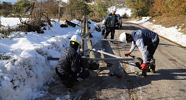 SEDAŞ Bolu ve Düzce’de yoğun kar yağışı ile mücadele etti 