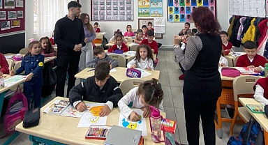 SUBÜ öğrencileri Öğretmenler Günü’nü kutladı 