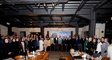 Başkan Yüce Sapanca’da konuştu: “Uluslararası standartlarda projeler gerçekleştirdik” 