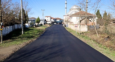 Büyükşehir Şeyhköy ve Çaykışla’yı sıcak asfaltla buluşturdu 