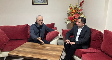 “Erenlerli Güzel Sokaklarda Sevdikleriyle El Ele Gezecek.” 