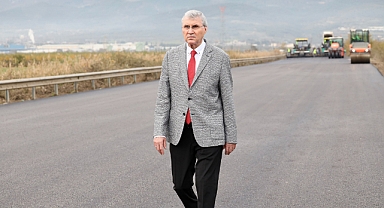 Geyve kırsalında hummalı çalışma: “Ecdadın yaptığı gibi şehri ticaret yollarıyla ağ gibi örüyoruz” 