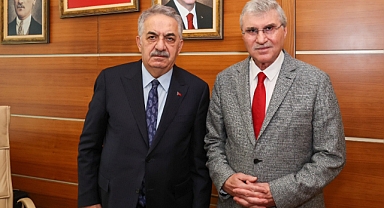 “Tüm enerjimiz ve birikimimizle Sakarya’ya hizmete devam edeceğiz” 