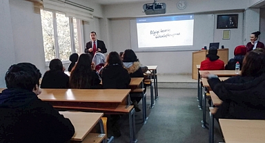 Hendek MYO okullarla faaliyetlerini sürdürüyor 