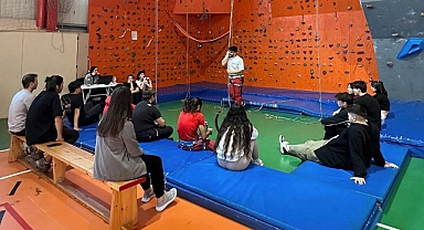 Otizmli çocukları tırmanış sporu ile tanıştırdılar 