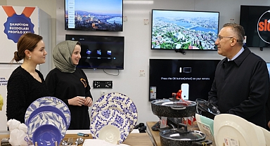 ADAPAZARI TİCARETİN MERKEZİDİR 