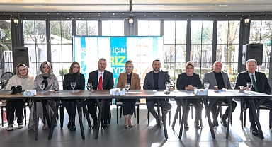 Başkan Adayı Çelik, Kadın Girişimcilerle Bir Araya Geldi 