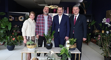 Başkan Adayı Çelik, Yavuz ile Birlikte Esnaf Ziyareti Gerçekleştirdi 