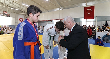 JUDA KULÜBÜNE BAŞKAN ŞENGÜL’DEN TEBRİK 