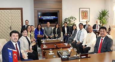 SUBÜ Filipinler’den 4 üniversite ile iş birliği yaptı 