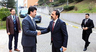 TÜSEB Başkanı Akdoğan SUBÜ'yü ziyaret etti