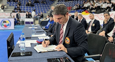 Uğur Kobaş BAE gitti.  