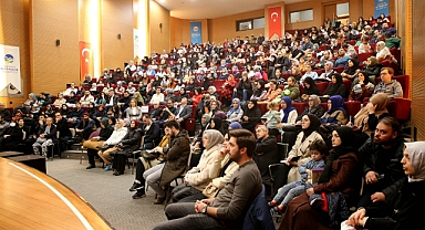 Ünlü isimden anne-babalara çok önemli tavsiyeler: “Çocuğun kızması normal…” 