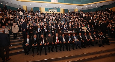 ADAPAZARI’NI BİRLİKTE YÖNETMEYE DEVAM 