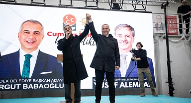 ALEMDAR, YEŞİLYURT MAHALESİ’NDE BABAOĞLU’NUN ELİNİ KALDIRDI 