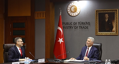 BAKKALLAR TALEPLERİNİ BAKANA İLETTİ